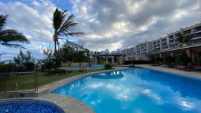 Lux Suites Eden Seafront Apartments